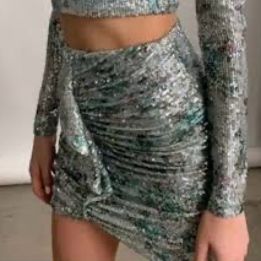 Nookie Forever Women's Sequin Mini Skirt - Large in teal &  Silver NWT